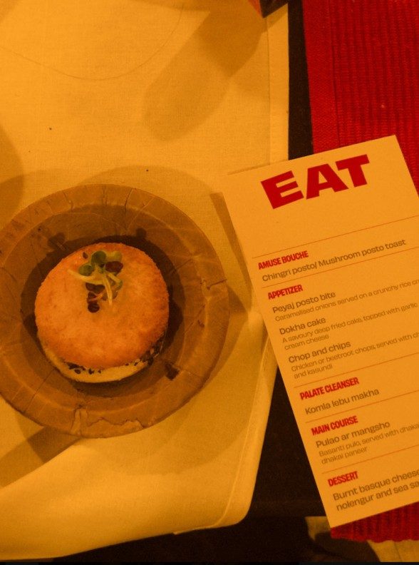 The Modern Bengali Table pop-up with Nuuk